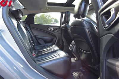 2015 Chrysler 200 C  AWD 4dr Sedan! Self Parking System! Parking Assist! Anti-Collision System! Lane Assist! Rear View Camera! Heated seats! Pano-Sunroof! Bluetooth! Alpine Sound System! All Weather Floor Mats! - Photo 21 - Portland, OR 97266