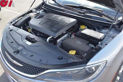 2015 Chrysler 200 C  AWD 4dr Sedan! Self Parking System! Parking Assist! Anti-Collision System! Lane Assist! Rear View Camera! Heated seats! Pano-Sunroof! Bluetooth! Alpine Sound System! All Weather Floor Mats! - Photo 26 - Portland, OR 97266