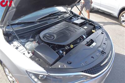 2015 Chrysler 200 C  AWD 4dr Sedan! Self Parking System! Parking Assist! Anti-Collision System! Lane Assist! Rear View Camera! Heated seats! Pano-Sunroof! Bluetooth! Alpine Sound System! All Weather Floor Mats! - Photo 27 - Portland, OR 97266