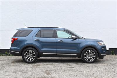 2018 Ford Explorer Platinum  AWD 4dr SUV! 3rd Row Seats! Back Up Camera! Parking Assist! Blind Spot Monitor! Bluetooth! Full Heated Leather Seats! Ventilated Seats! Terrain Selectable Drive Modes! Pano-Sunroof! Tow Pkg! - Photo 6 - Portland, OR 97266