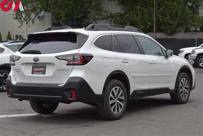 2021 Subaru Outback Premium  AWD 4dr Crossover! EyeSight Assist Tech! X-Mode! Rear View Camera! Apple CarPlay! Android Auto! Heated Seats! - Photo 5 - Portland, OR 97266