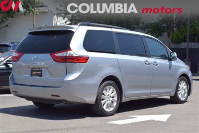 2015 Toyota Sienna XLE 7-Passenger 4dr Mini-Van! Star Safety System! Back Up Camera! Navigation! Blind Spot Monitor! Parking Assist! Heated Leather Seats! Sunroof! - Photo 5 - Portland, OR 97266