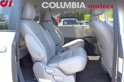 2015 Toyota Sienna XLE 7-Passenger 4dr Mini-Van! Star Safety System! Back Up Camera! Navigation! Blind Spot Monitor! Parking Assist! Heated Leather Seats! Sunroof! - Photo 25 - Portland, OR 97266