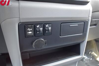 2015 Toyota Sienna XLE 7-Passenger  4dr Mini-Van! Star Safety System! Back Up Camera! Navigation! Blind Spot Monitor! Parking Assist! Heated Leather Seats! Sunroof! - Photo 21 - Portland, OR 97266