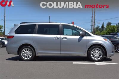 2015 Toyota Sienna XLE 7-Passenger 4dr Mini-Van! Star Safety System! Back Up Camera! Navigation! Blind Spot Monitor! Parking Assist! Heated Leather Seats! Sunroof! - Photo 6 - Portland, OR 97266