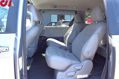 2015 Toyota Sienna XLE 7-Passenger  4dr Mini-Van! Star Safety System! Back Up Camera! Navigation! Blind Spot Monitor! Parking Assist! Heated Leather Seats! Sunroof! - Photo 22 - Portland, OR 97266