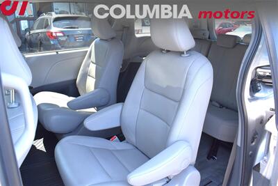 2015 Toyota Sienna XLE 7-Passenger 4dr Mini-Van! Star Safety System! Back Up Camera! Navigation! Blind Spot Monitor! Parking Assist! Heated Leather Seats! Sunroof! - Photo 23 - Portland, OR 97266