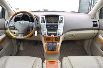2009 Lexus RX 350  4dr SUV! Back Up Camera! Bluetooth! Navigation! ECT Snow Mode! Adaptive Front Headlights! Heated Leather Seats! Sunroof! Power Liftgate! Dual Climate Control! Tow Hitch! - Photo 14 - Portland, OR 97266