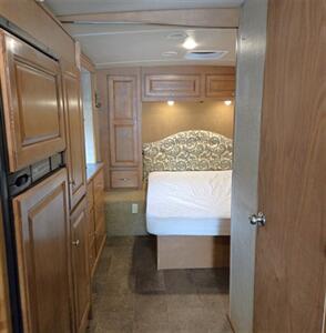 2017 Winnebago Vista Winnebago Vista LX 27N  3 Slide Outs! Rear Bedroom! Kitchen! Shower! Sleep 4! Bunk Cover! - Photo 55 - Portland, OR 97266