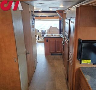 2017 Winnebago Vista Winnebago Vista LX 27N  3 Slide Outs! Rear Bedroom! Kitchen! Shower! Sleep 4! Bunk Cover! - Photo 64 - Portland, OR 97266