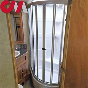 2017 Winnebago Vista Winnebago Vista LX 27N  3 Slide Outs! Rear Bedroom! Kitchen! Shower! Sleep 4! Bunk Cover! - Photo 54 - Portland, OR 97266