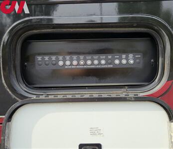 2017 Winnebago Vista Winnebago Vista LX 27N  3 Slide Outs! Rear Bedroom! Kitchen! Shower! Sleep 4! Bunk Cover! - Photo 22 - Portland, OR 97266