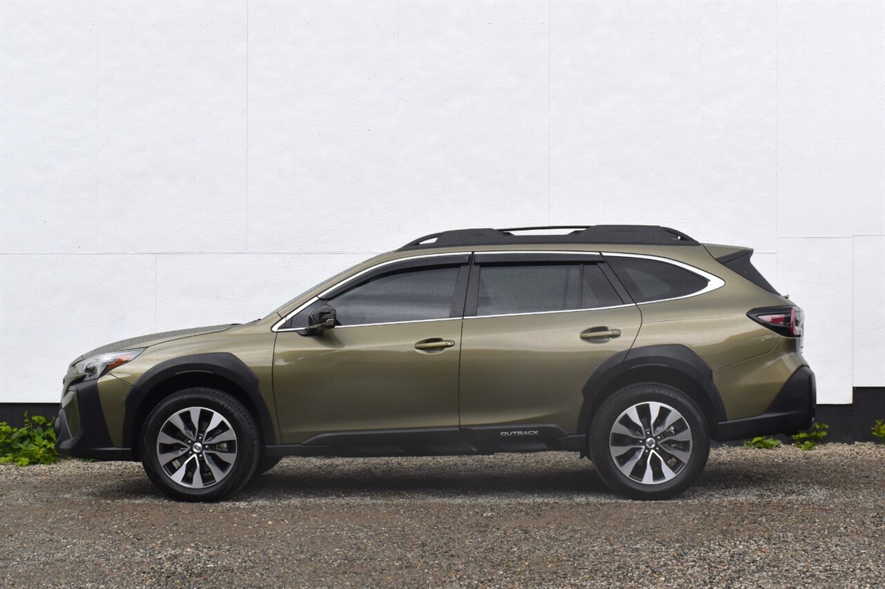 2024 Subaru Outback Limited 4dr Crossover! X-Mode! Eyesight Assist! Blind Spot Assist! Back Up Camera! Lane Keeping Assist! Collision Mitigation! Power Sunroof! Full Heated Leather Seats! Apple CarPlay! Android Auto! - Photo 6 - Portland, OR 97266