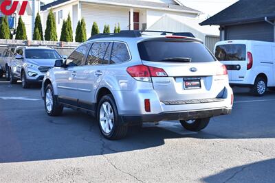 2013 Subaru Outback 2.5i Limited  AWD 4dr Wagon Bluetooth w/Voice Activation! Leather Heated Seats! Traction Control! Roof-Rack! Fog Lights! - Photo 2 - Portland, OR 97266