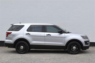2017 Ford Explorer Police Interceptor Utility  AWD 4dr SUV**BY APPOINTMENT ONLY**Certified Calibration! Back-Up Camera! Driver Side Spotlight! Bluetooth! Cruise Control! - Photo 6 - Portland, OR 97266