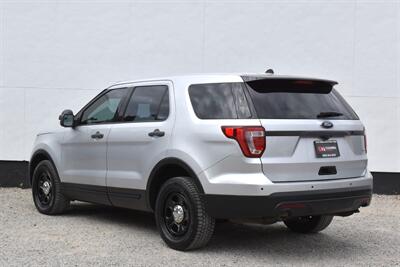 2017 Ford Explorer Police Interceptor Utility  AWD 4dr SUV**BY APPOINTMENT ONLY**Certified Calibration! Back-Up Camera! Driver Side Spotlight! Bluetooth! Cruise Control! - Photo 2 - Portland, OR 97266