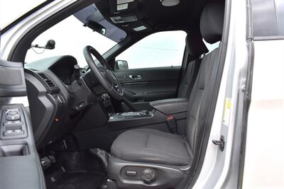 2017 Ford Explorer Police Interceptor Utility  AWD 4dr SUV**BY APPOINTMENT ONLY**Certified Calibration! Back-Up Camera! Driver Side Spotlight! Bluetooth! Cruise Control! - Photo 10 - Portland, OR 97266