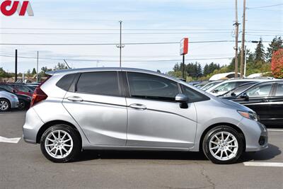 2020 Honda Fit LX  4dr HatchBack CVT! 33 City MPG! 40 Hwy MPG! Eco Mode! Bluetooth w/Voice Activation! USB/Aux-In! Back Up Camera! Traction Control! All Weather Mats! Maxxim Winner Wheels! Falken Tires! - Photo 5 - Portland, OR 97266