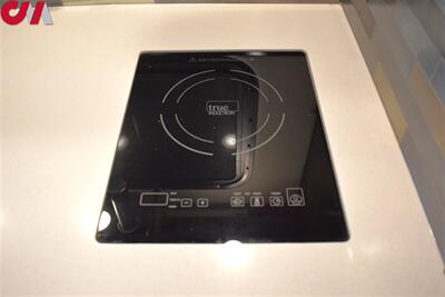 2021 Mercedes-Benz Sprinter 4500 4X2 2dr 170 in. WB Chassis! Back Up Camera! Lane Assist! Bluetooth! Bed/Fold-Out Couch/Restroom w/Shower/Kitchen! Tow Pkg! - Photo 42 - Portland, OR 97266