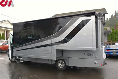 2019 Mercedes-Benz Sprinter 4500  4X2 2dr 170 in. WB Chassis! Back Up Camera! Lane Assist! Bluetooth! Bed/Fold-Out Couch/Restroom w/Shower/Kitchen! Tow Pkg! - Photo 13 - Portland, OR 97266