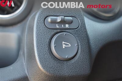 2013 Honda Fit Sport  4dr Hatchback!  27 City MPG! 33 Hwy MPG! Cruise Control! Traction Control! All Weather Floor Matts! - Photo 17 - Portland, OR 97266