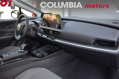 2024 Toyota Prius LE 4dr Hatchback! Toyota Safety Sense 3.0! Back Up Cam! Blind Spot Monitor! 57 City MPG! 56 Hwy MPG! Apple CarPlay! Android Auto! Trunk Cargo Cover! - Photo 12 - Portland, OR 97266