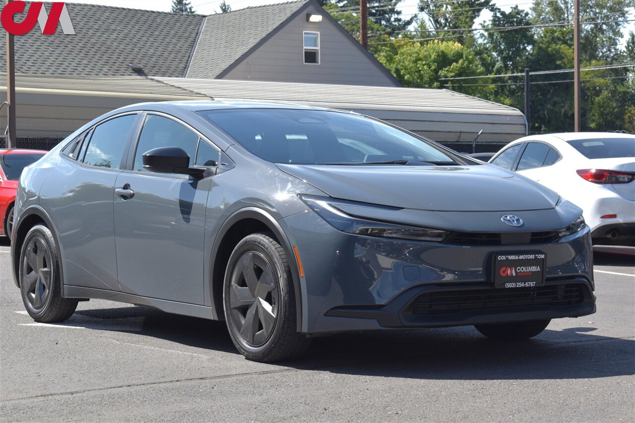 2024 Toyota Prius LE 4dr Hatchback**BY APPOINTMENT ONLY**Toyota Safety Sense 3.0! Back Up Cam! Blind Spot Monitor! 57 City MPG! 56 Hwy MPG! Apple CarPlay! Android Auto! Trunk Cargo Cover! - Photo 1 - Portland, OR 97266