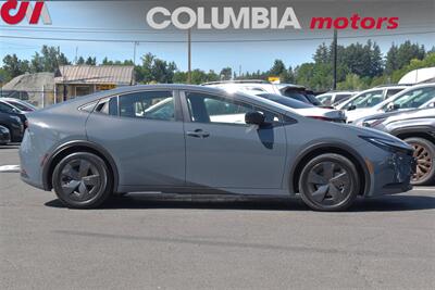 2024 Toyota Prius LE 4dr Hatchback! Toyota Safety Sense 3.0! Back Up Cam! Blind Spot Monitor! 57 City MPG! 56 Hwy MPG! Apple CarPlay! Android Auto! Trunk Cargo Cover! - Photo 6 - Portland, OR 97266