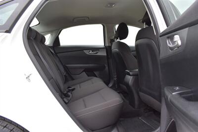 2021 Kia Forte LXS  4dr Sedan! 29 City MPG! 42 Hwy MPG! Drive Mode Select! Apple CarPlay & Android Auto! Backup Camera! Lane Keep Assist! All Weather Mats! - Photo 25 - Portland, OR 97266