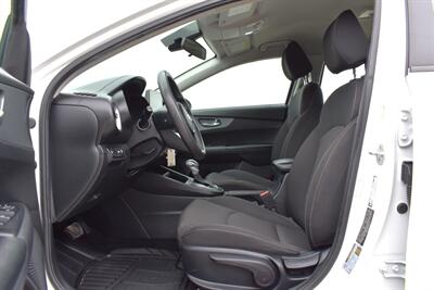 2021 Kia Forte LXS  4dr Sedan! 29 City MPG! 42 Hwy MPG! Drive Mode Select! Apple CarPlay & Android Auto! Backup Camera! Lane Keep Assist! All Weather Mats! - Photo 10 - Portland, OR 97266