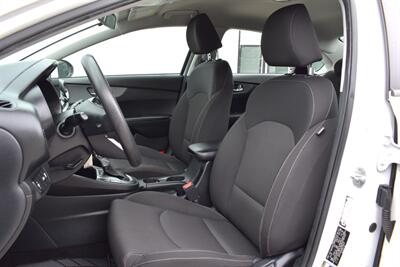 2021 Kia Forte LXS  4dr Sedan! 29 City MPG! 42 Hwy MPG! Drive Mode Select! Apple CarPlay & Android Auto! Backup Camera! Lane Keep Assist! All Weather Mats! - Photo 11 - Portland, OR 97266