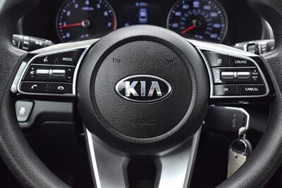 2021 Kia Forte LXS  4dr Sedan! 29 City MPG! 42 Hwy MPG! Drive Mode Select! Apple CarPlay & Android Auto! Backup Camera! Lane Keep Assist! All Weather Mats! - Photo 15 - Portland, OR 97266