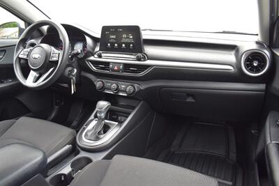 2021 Kia Forte LXS  4dr Sedan! 29 City MPG! 42 Hwy MPG! Drive Mode Select! Apple CarPlay & Android Auto! Backup Camera! Lane Keep Assist! All Weather Mats! - Photo 12 - Portland, OR 97266