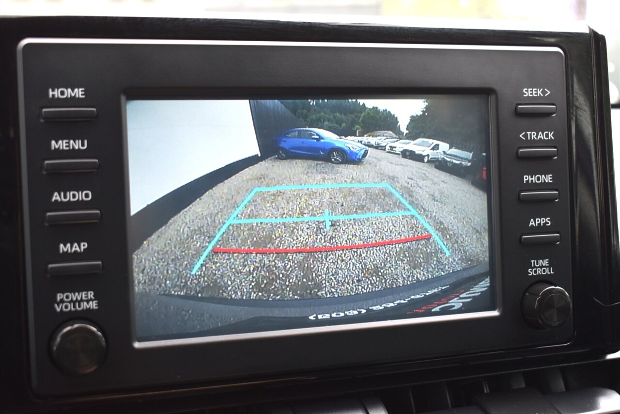 2019 Toyota RAV4 Hybrid LE AWD 4dr SUV! 41 City MPG! 38 Hwy MPG! Back Up Camera! Lane Assist! Blind Spot Monitor! Bluetooth Connectivity! Roof Rack! Heated Seats! Sport/ECO/EV/Trail Drive Modes! - Photo 20 - Portland, OR 97266