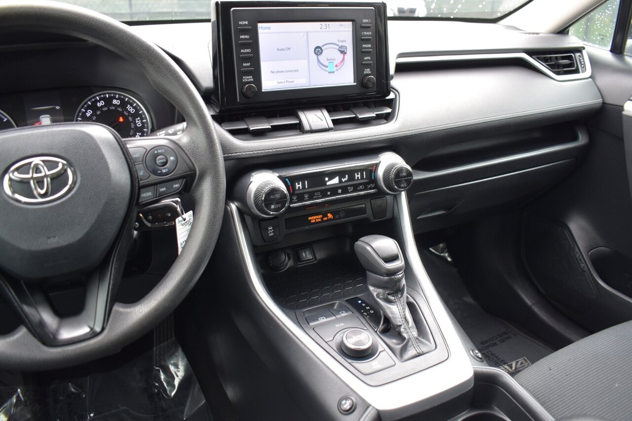 2019 Toyota RAV4 Hybrid LE AWD 4dr SUV! 41 City MPG! 38 Hwy MPG! Back Up Camera! Lane Assist! Blind Spot Monitor! Bluetooth Connectivity! Roof Rack! Heated Seats! Sport/ECO/EV/Trail Drive Modes! - Photo 19 - Portland, OR 97266