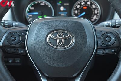 2021 Toyota RAV4 Hybrid XLE Premium  AWD 4dr SUV**BY APPOINTMENT ONLY**Back-Up Cam! Adaptive Cruise Control! Bluetooth! Heated Leather Seats! Trail/EV/Eco/Sport Mode! Sunroof! Power Liftgate! Trunk Cargo Cover! - Photo 16 - Portland, OR 97266