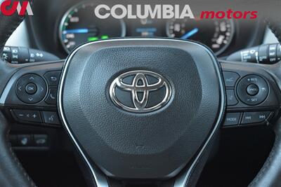 2021 Toyota RAV4 Hybrid XLE Premium AWD 4dr SUV**BY APPOINTMENT ONLY**Back-Up Cam! Adaptive Cruise Control! Bluetooth! Heated Leather Seats! Trail/EV/Eco/Sport Mode! Sunroof! Power Liftgate! Trunk Cargo Cover! - Photo 16 - Portland, OR 97266