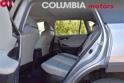 2021 Toyota RAV4 Hybrid XLE Premium AWD 4dr SUV**BY APPOINTMENT ONLY**Back-Up Cam! Adaptive Cruise Control! Bluetooth! Heated Leather Seats! Trail/EV/Eco/Sport Mode! Sunroof! Power Liftgate! Trunk Cargo Cover! - Photo 26 - Portland, OR 97266