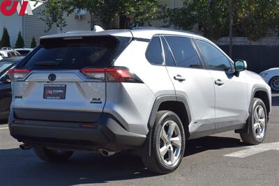 2021 Toyota RAV4 Hybrid XLE Premium  AWD 4dr SUV**BY APPOINTMENT ONLY**Back-Up Cam! Adaptive Cruise Control! Bluetooth! Heated Leather Seats! Trail/EV/Eco/Sport Mode! Sunroof! Power Liftgate! Trunk Cargo Cover! - Photo 5 - Portland, OR 97266