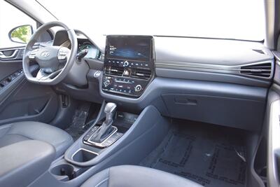 2022 Hyundai IONIQ Hybrid Limited 4dr Hatchback**BY APPOINTMENT ONLY**54 City MPG! 57 Hwy MPG! Back Up Camera! Blind Spot Monitor! Parking Assist! Collision Mitigation! Navigation! Apple CarPlay! Android Auto! Heated Seats! Sunroof! - Photo 13 - Portland, OR 97266