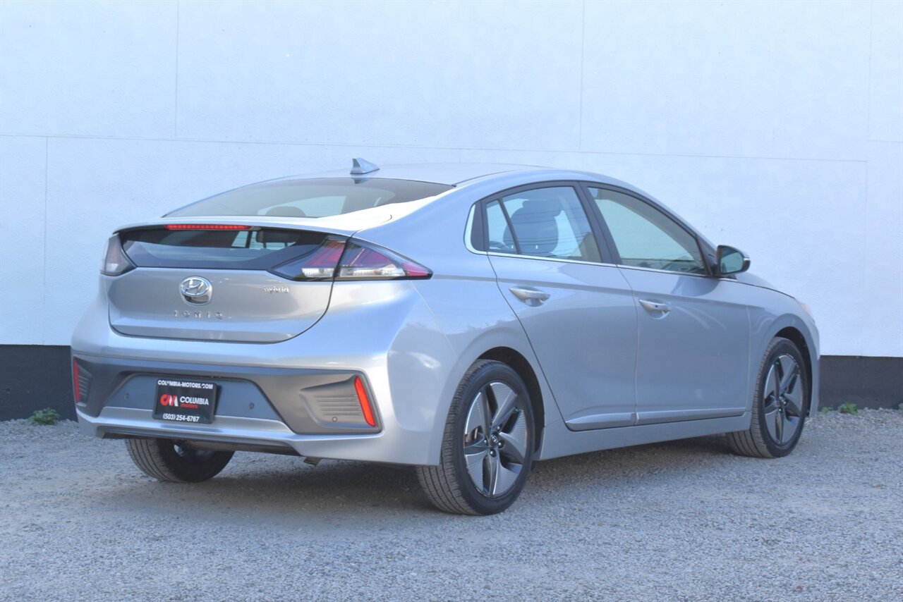 2022 Hyundai IONIQ Hybrid Limited 4dr Hatchback**BY APPOINTMENT ONLY**54 City MPG! 57 Hwy MPG! Back Up Camera! Blind Spot Monitor! Parking Assist! Collision Mitigation! Navigation! Apple CarPlay! Android Auto! Heated Seats! Sunroof! - Photo 5 - Portland, OR 97266