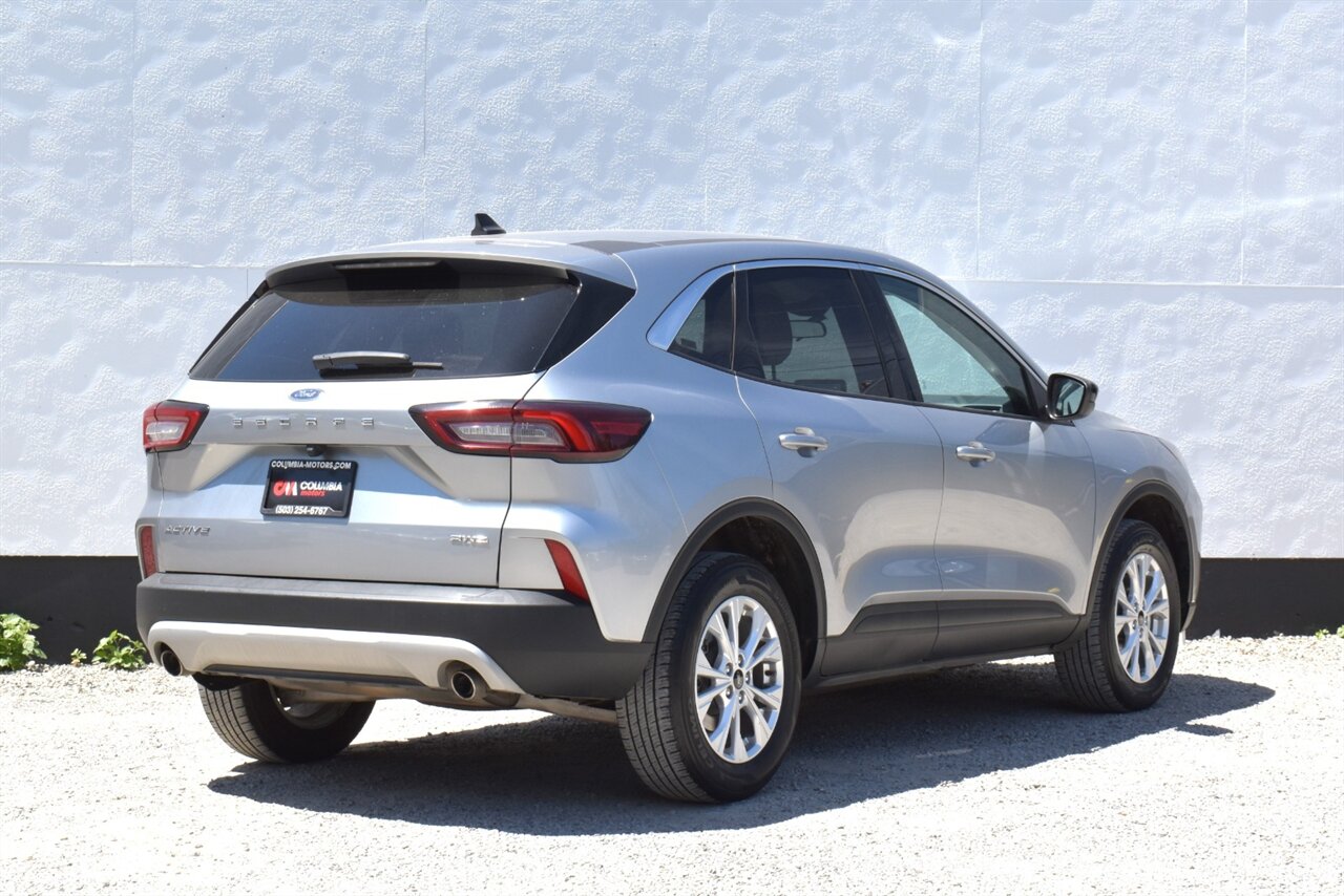 2023 Ford Escape Active AWD 4dr SUV! Back Up Camera! Blind Spot Monitor! Pre-Collison Assist! Terrain Management System! Heated Seats! Apple CarPlay! Android Auto! Powered Liftgate! - Photo 5 - Portland, OR 97266