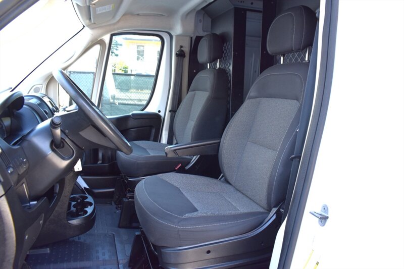 2019 RAM ProMaster 2500 136 WB 3dr High Roof Cargo Van!**BY APPOINTMENT ONLY** 3.6L Pentastar V6! Bluetooth! Uconnect Touchscreen! Backup Camera! Cruise Control! Sliding Side Door! Wide-Opening Rear Cargo Doors! - Photo 11 - Portland, OR 97266