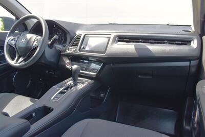 2020 Honda HR-V EX AWD 4dr SUV! Back Up Camera! Lane Assist! Collision Mitigation! Up to 31 MPG Hwy! Heated Seats! Sunroof! Apple CarPlay & Android Auto! - Photo 13 - Portland, OR 97266