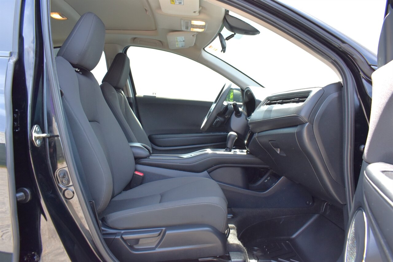 2020 Honda HR-V EX AWD 4dr SUV! Back Up Camera! Lane Assist! Collision Mitigation! Up to 31 MPG Hwy! Heated Seats! Sunroof! Apple CarPlay & Android Auto! - Photo 29 - Portland, OR 97266