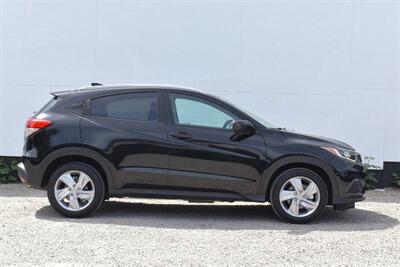 2020 Honda HR-V EX AWD 4dr SUV! Back Up Camera! Lane Assist! Collision Mitigation! Up to 31 MPG Hwy! Heated Seats! Sunroof! Apple CarPlay & Android Auto! - Photo 6 - Portland, OR 97266