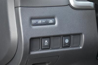 2023 Nissan Murano SV AWD 4dr SUV**BY APPOINTMENT ONLY** Back Up Camera! Blind Spot Monitor! Collision Mitigation! Parking Assist! Heated Leather Seats! Apple CarPlay! Android Auto! All Weather Mats! - Photo 16 - Portland, OR 97266