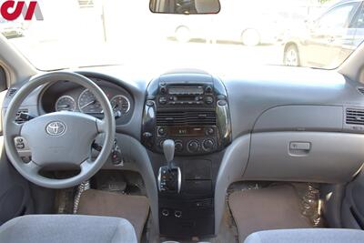 2005 Toyota Sienna CE 8 Passenger  4dr Mini-Van! Front & Rear AC & Heater! Deluxe AM/FM/Cass/CD! Power Windows! Cruise Control! ABS Brakes & Traction Control! - Photo 13 - Portland, OR 97266