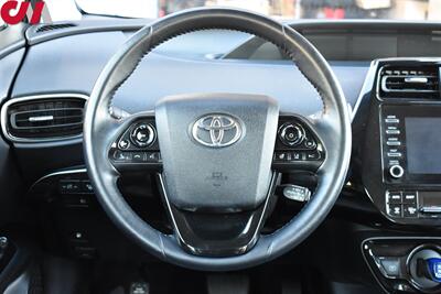 2020 Toyota Prius XLE AWD-e  4dr Hatchback! 51 City MPG! 47 Hwy MPG! Heated Leather Seats! Qi (wireless phone) Charging Station! Toyota Safety Sense 2.0! EV, ECO, & POWER Modes! Back Up Camera! Bluetooth w/Voice Activation! - Photo 13 - Portland, OR 97266