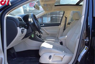 2014 Volkswagen Jetta SportWagen TDI 4dr Wagon 6A w/Sunroof! Bluetooth! Back-Up Camera! Heated & Powered Leather Seats! Roof Rails! Traction Control! Trunk Cargo Cover! 29MPG City! 39MPG Hwy! - Photo 10 - Portland, OR 97266